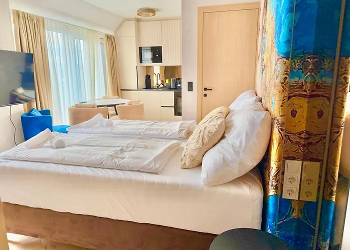 Luxury Rooftop Legrand With Balcony Apartman
