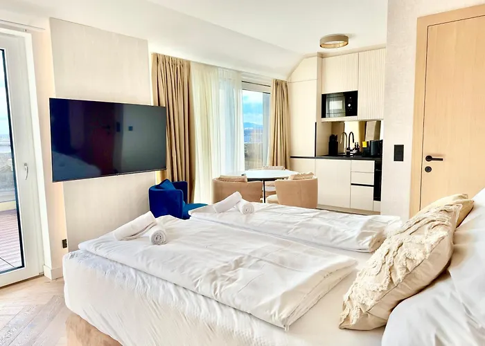 Apartman Luxury Rooftop Legrand With Balcony