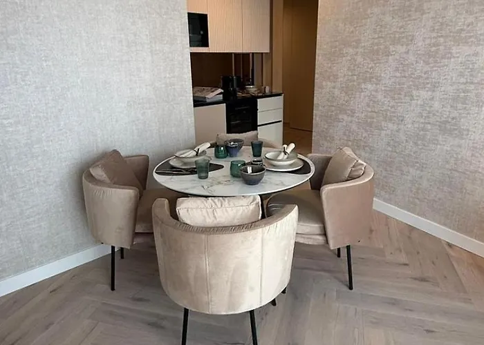Luxury Rooftop Legrand With Balcony